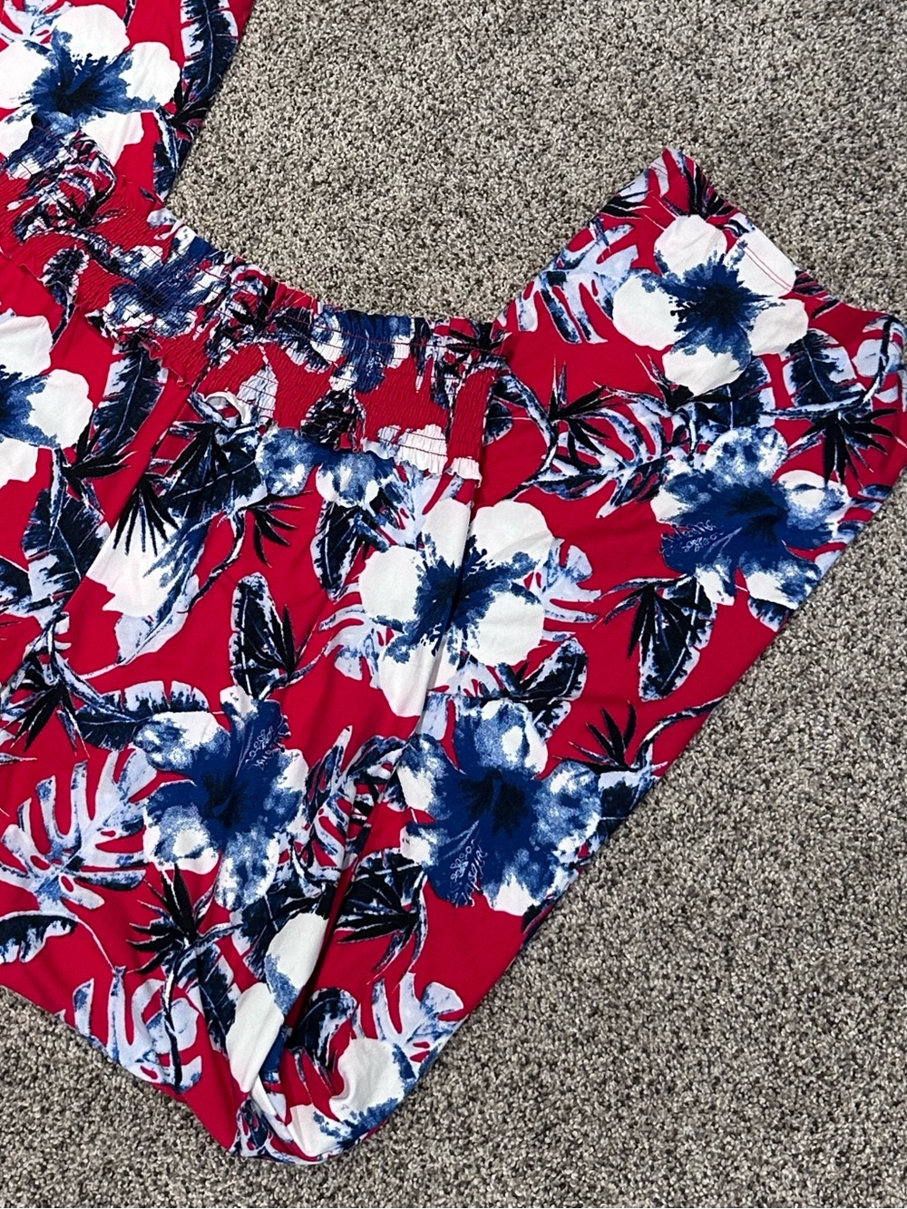 LOVE by DESIGN size LARGE Floral Americana High Waisted Smocked Palazzo Pant NEW